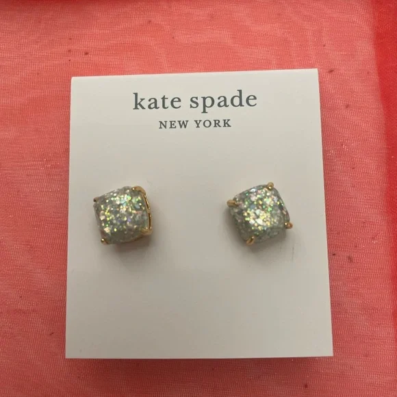 ⭐️NEW Kate Spade Gold and Opal Stud Earrings - Picture 4 of 6